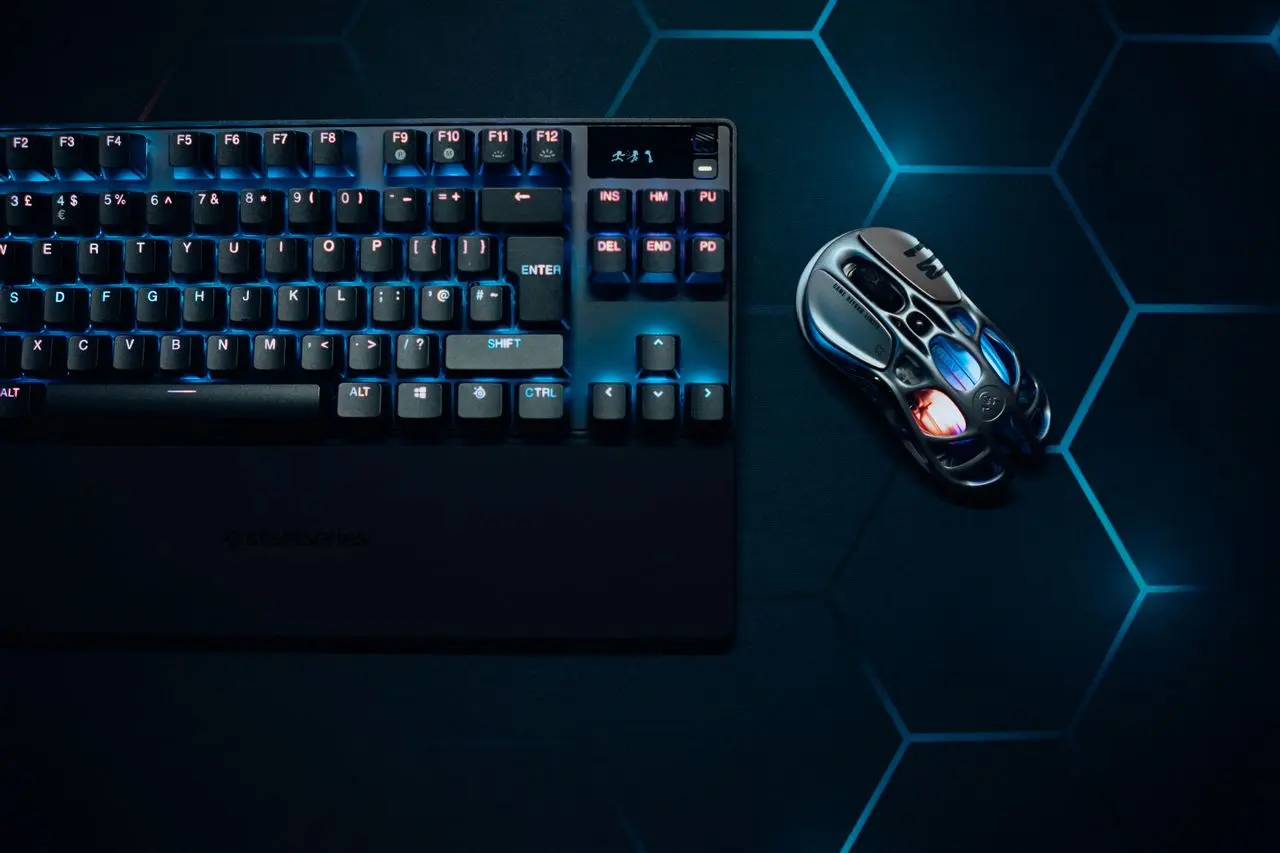 Jakie parametry myszy gamingowej mają największy wpływ na rozgrywkę?